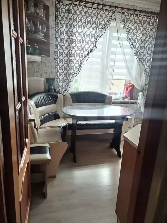 5-к. квартира, 42,2 м, 5/5 эт. - Фото 0