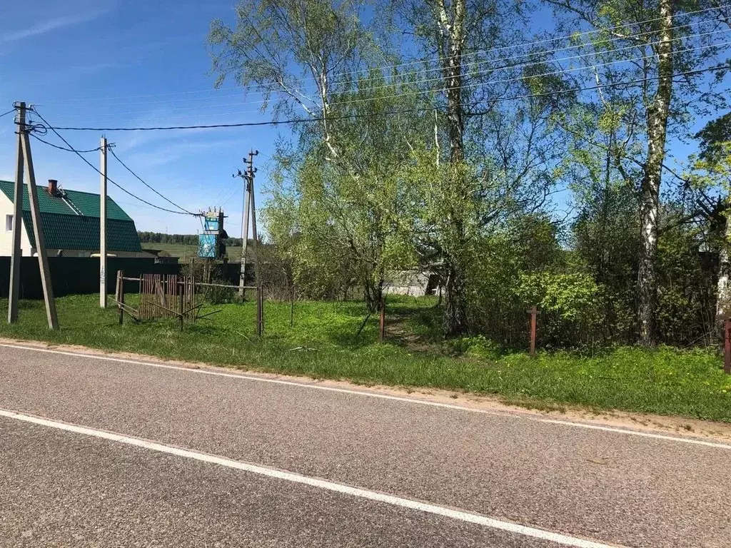 Участок в Московская область, Волоколамский муниципальный округ, д. ... - Фото 1