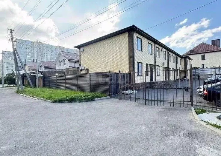 Таунхаус в Ставропольский край, Ставрополь № 35 мкр, ул. Андреевская, ... - Фото 1