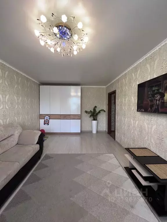 2-к кв. Оренбургская область, Оренбург ул. Джангильдина, 15 (54.0 м) - Фото 0