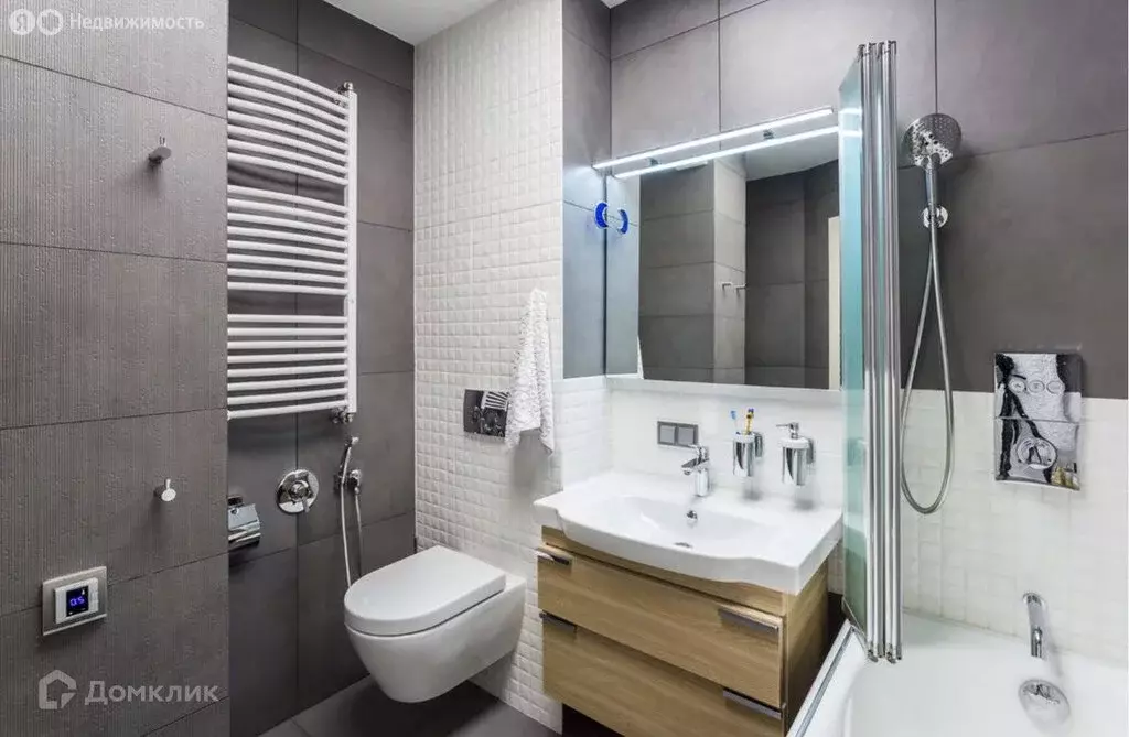 3-комнатная квартира: Краснодар, улица Западный Обход, 39/2 (70 м) - Фото 0