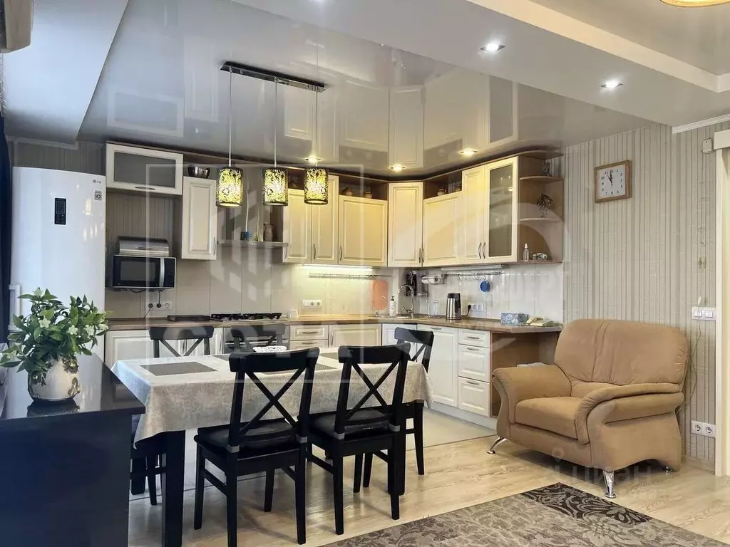 4-к кв. Воронежская область, Воронеж ул. Хользунова, 10Б (100.0 м) - Фото 1