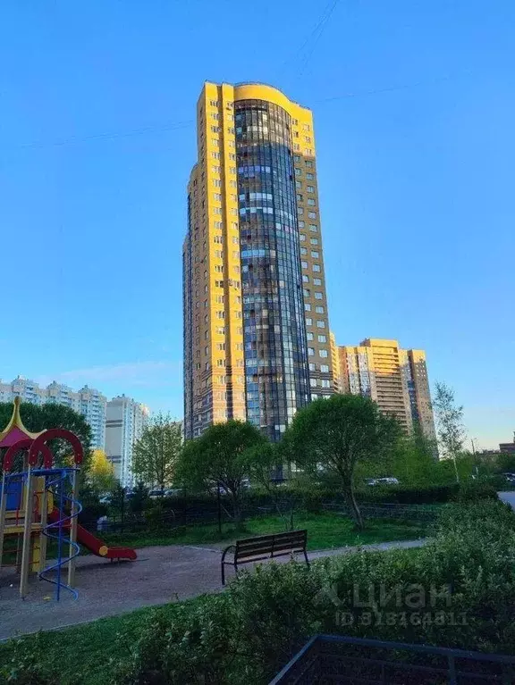 Квартира, 3 комнаты, 82.7 м - Фото 0