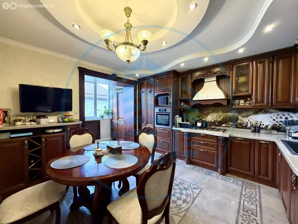 3-комнатная квартира: Ессентуки, Железноводская улица, 96 (118.7 м) - Фото 1