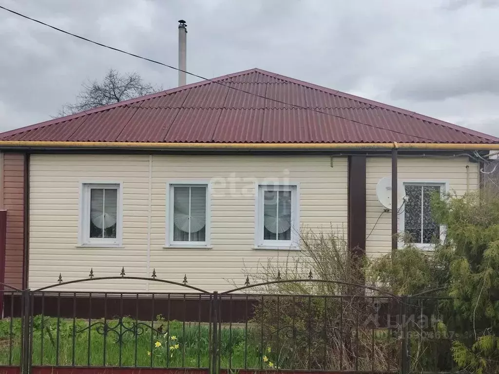 Дом в Белгородская область, Красногвардейский район, Верхососенское ... - Фото 0