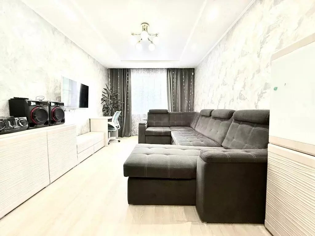 2-комнатная квартира: Киров, улица Чапаева, 51А (53.3 м) - Фото 1