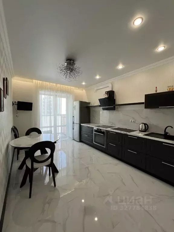 2-к кв. Татарстан, Казань ул. Николая Ершова, 66В (80.0 м) - Фото 1