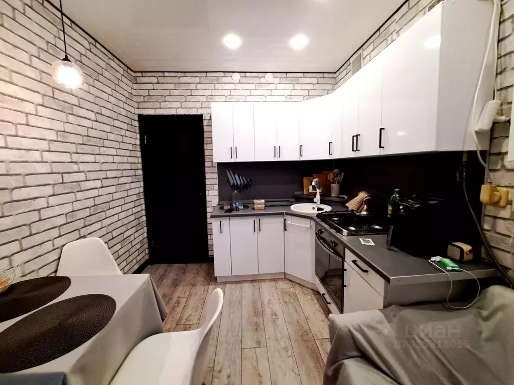 1-к кв. Белгородская область, Белгородский район, Тавровское с/пос, с. ... - Фото 1