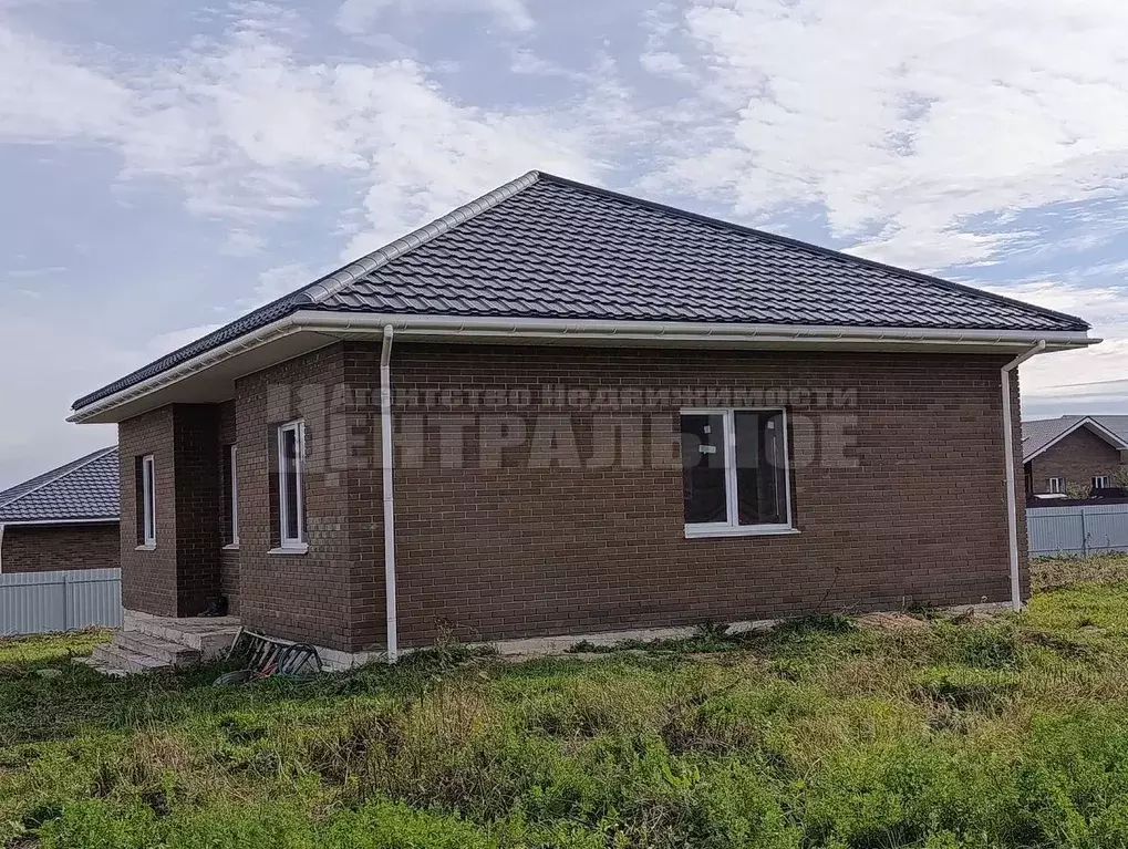 Дом в Смоленская область, Смоленский муниципальный округ, д. Лубня ул. ... - Фото 1