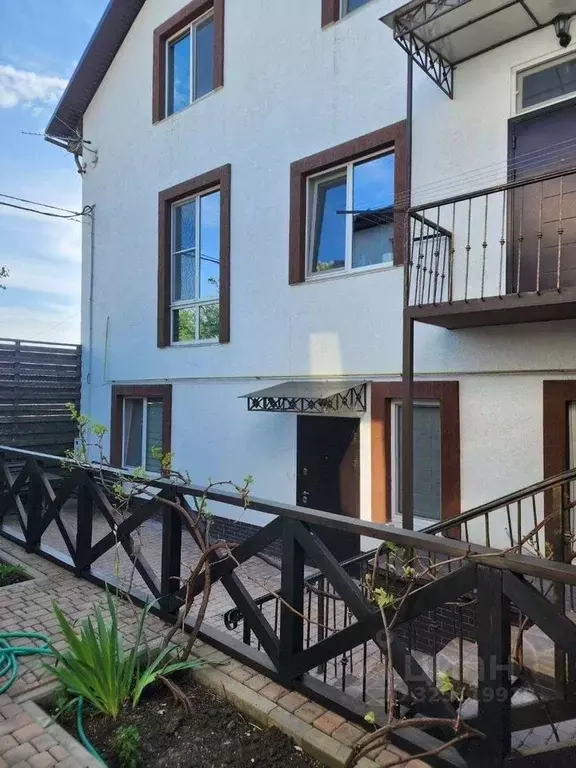 3-к кв. Крым, Симферополь ул. Металлистов, 29 (80.0 м) - Фото 1