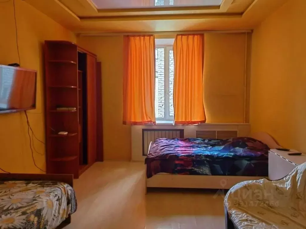 2-к кв. Вологодская область, Череповец ул. Сталеваров, 49 (60.0 м) - Фото 1