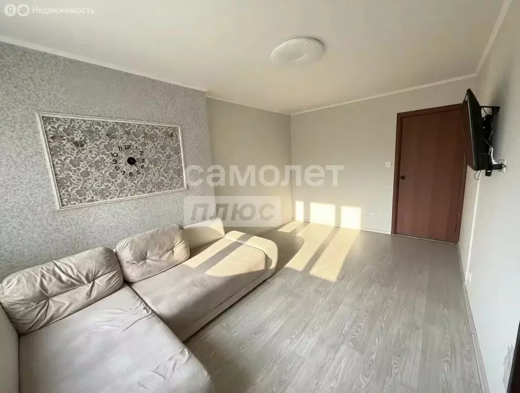 2-комнатная квартира: Омск, Звёздная улица, 2Е (39 м) - Фото 1