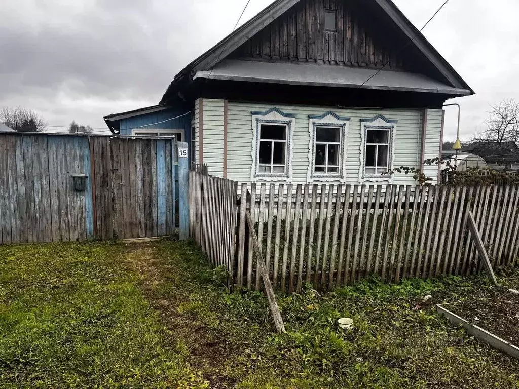 Дом в Удмуртия, Можгинский район, с. Черемушки Заводская ул., 15 (27 ... - Фото 1