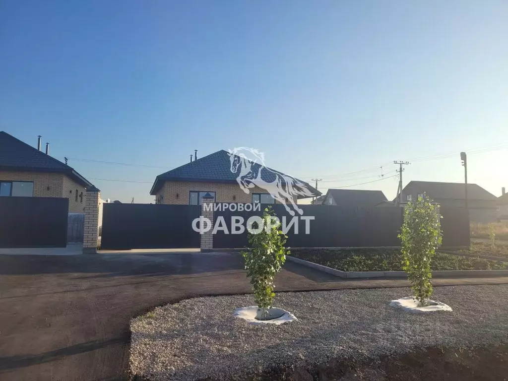 Дом в Оренбургская область, Оренбургский район, с. Подгородняя ... - Фото 0
