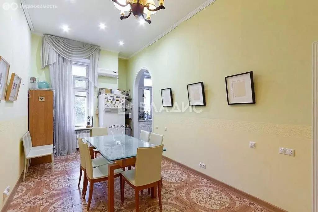 5-комнатная квартира: Москва, улица Жуковского, 2 (150 м) - Фото 1
