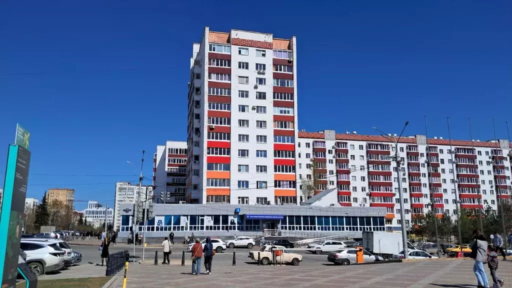 3-к кв. Башкортостан, Уфа ул. Заки Валиди, 1 (78.8 м) - Фото 1