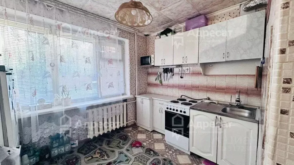 1-к кв. Волгоградская область, Волгоград ул. Фадеева, 33 (36.5 м) - Фото 1