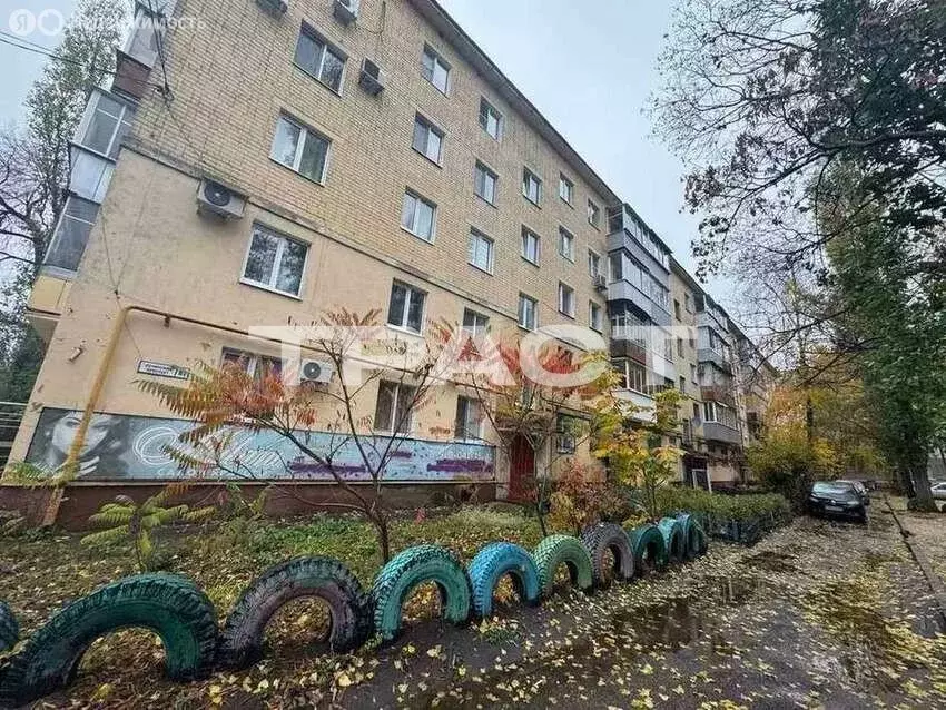 3-комнатная квартира: Воронеж, Ленинский проспект, 113 (62.2 м) - Фото 1