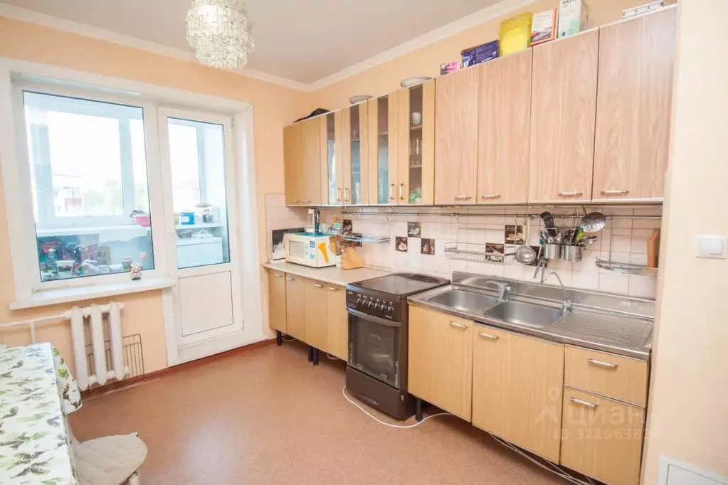 3-к кв. Сахалинская область, Южно-Сахалинск Украинская ул., 1А (61.3 ... - Фото 1