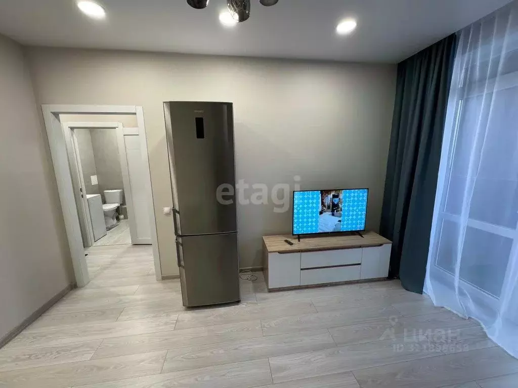 1-к кв. Свердловская область, Екатеринбург ул. 8 Марта, 204Д (36.5 м) - Фото 1