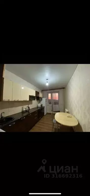 3-к кв. Тамбовская область, Тамбов Магистральная ул., 41к3 (71.0 м) - Фото 0