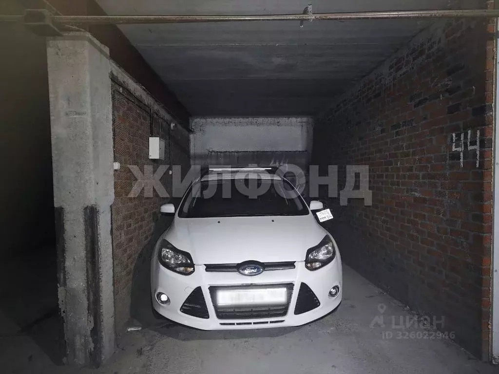 Гараж в Новосибирская область, Новосибирск ул. 25 лет Октября, 8 (18 ... - Фото 1