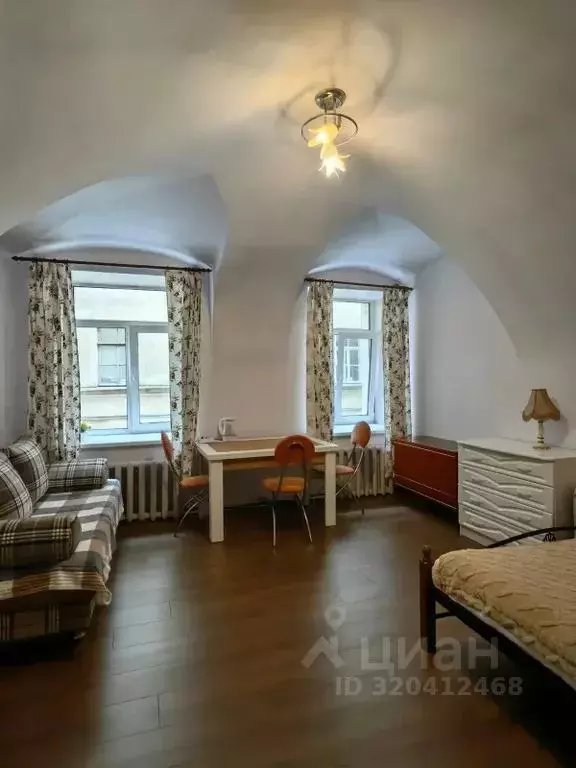 Комната Санкт-Петербург наб. Канала Грибоедова, 12 - Фото 1