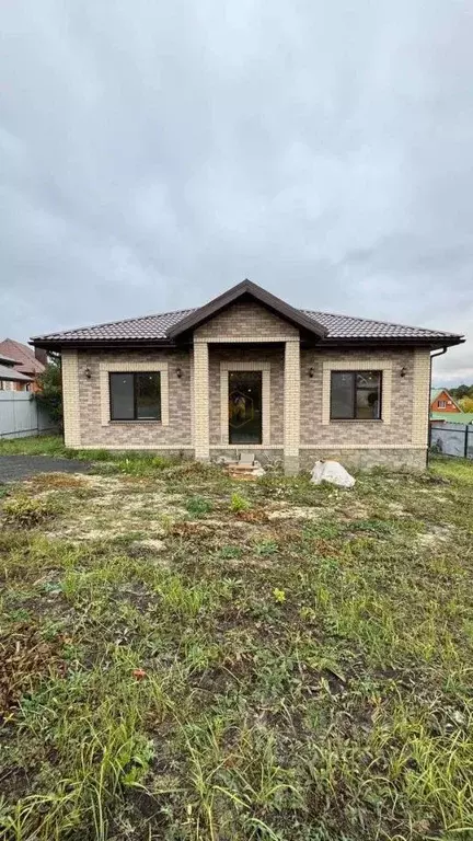 Дом в Белгородская область, Белгородский район, Тавровское с/пос, с. ... - Фото 1