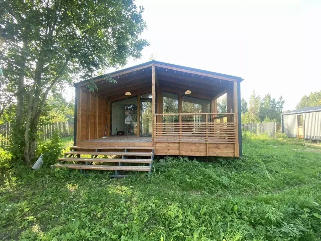 Дом в Ленинградская область, Ломоносовский район, Пениковское с/пос, ... - Фото 1