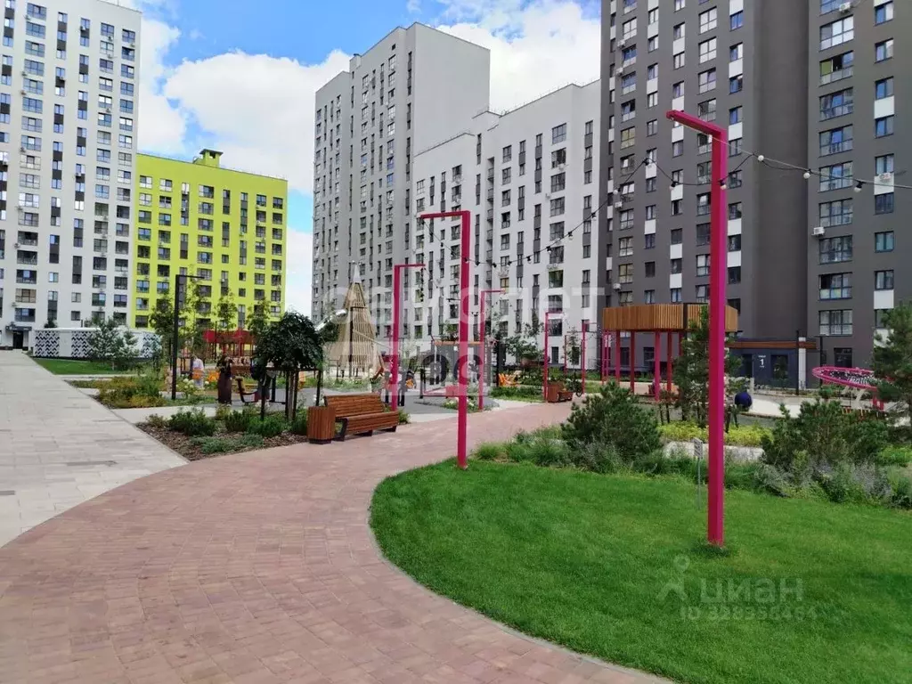 1-к кв. Курская область, Курск ул. Энгельса, 115 (43.2 м) - Фото 1