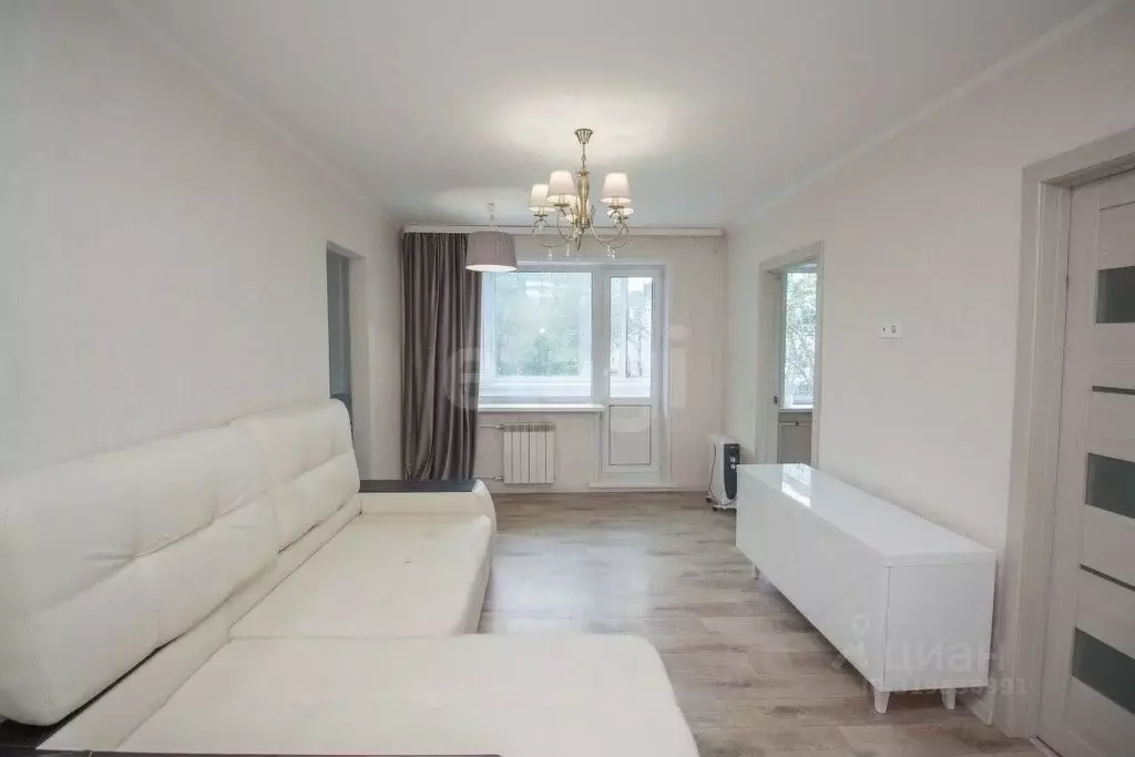 3-к кв. Сахалинская область, Южно-Сахалинск Сахалинская ул., 32А (46.8 ... - Фото 1