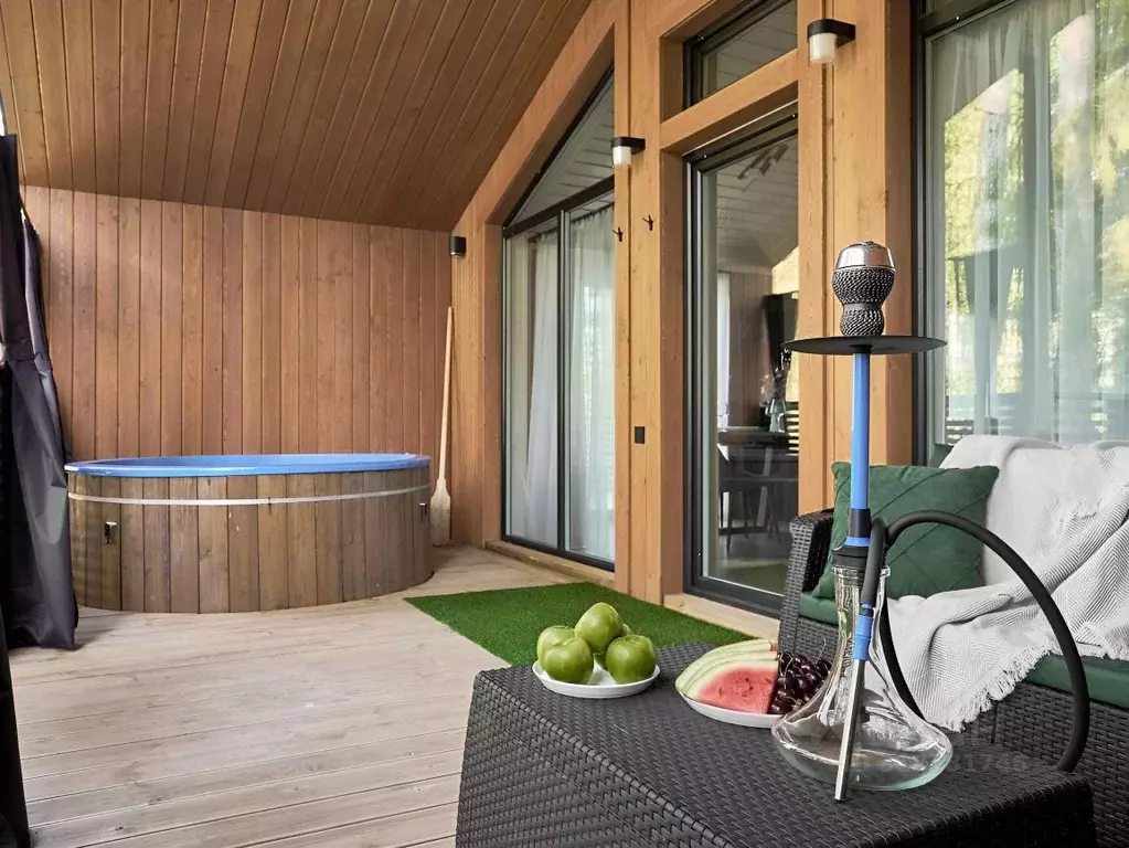 Дом в Ленинградская область, Выборгский район, Полянское с/пос, пос. ... - Фото 2