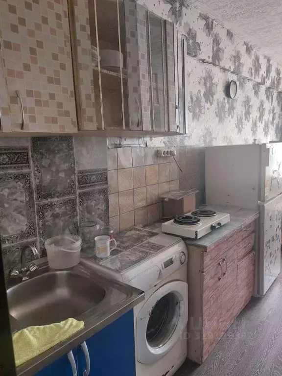 Комната Хакасия, Черногорск ул. Калинина, 19 (14.0 м) - Фото 0