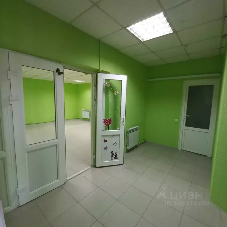 Торговая площадь в Севастополь ул. Борисова, 1/4 (55 м) - Фото 1