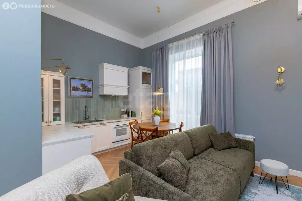 2-комнатная квартира: Тюмень, улица Владислава Крапивина, 10 (58 м) - Фото 1