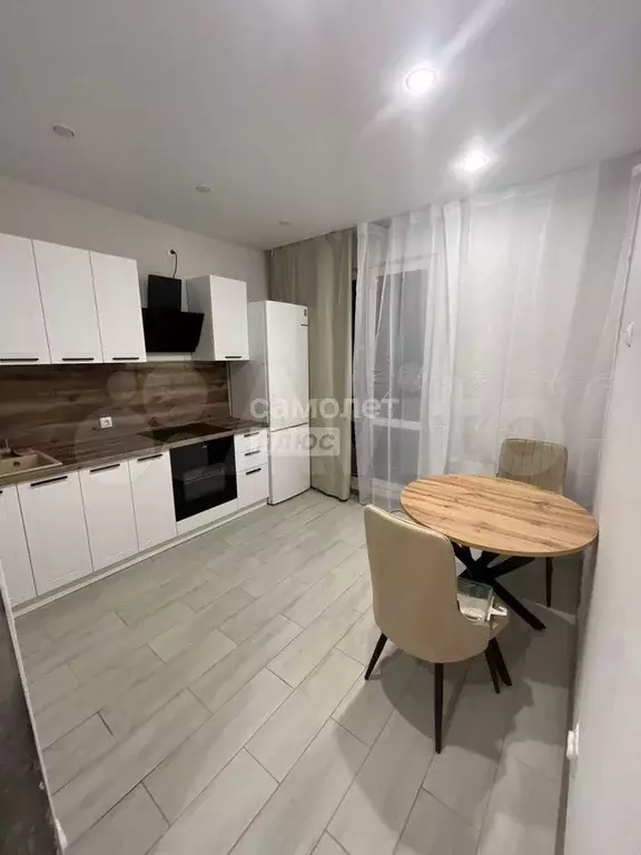 2-к. квартира, 46 м, 4/10 эт. - Фото 0
