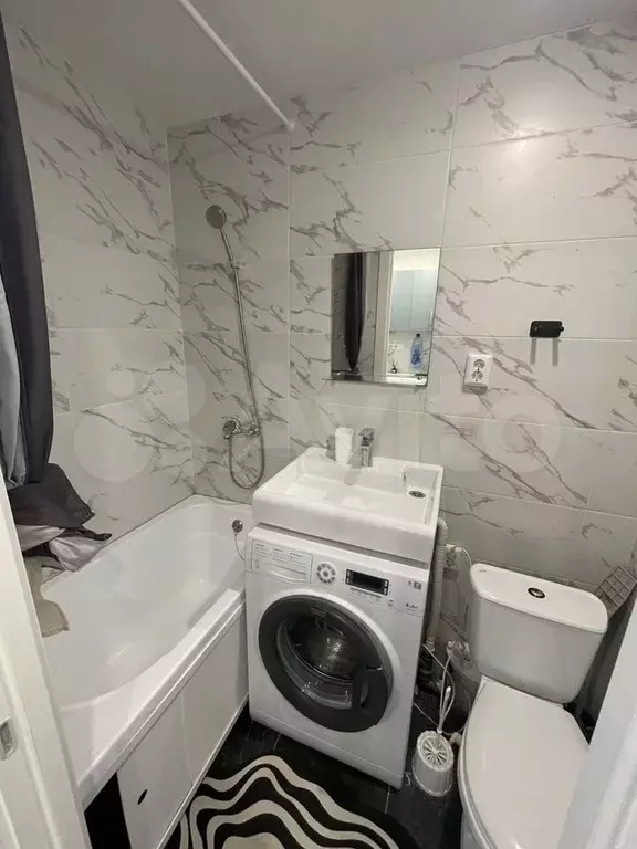 Комната 20 м в 9-к., 3/5 эт. - Фото 0