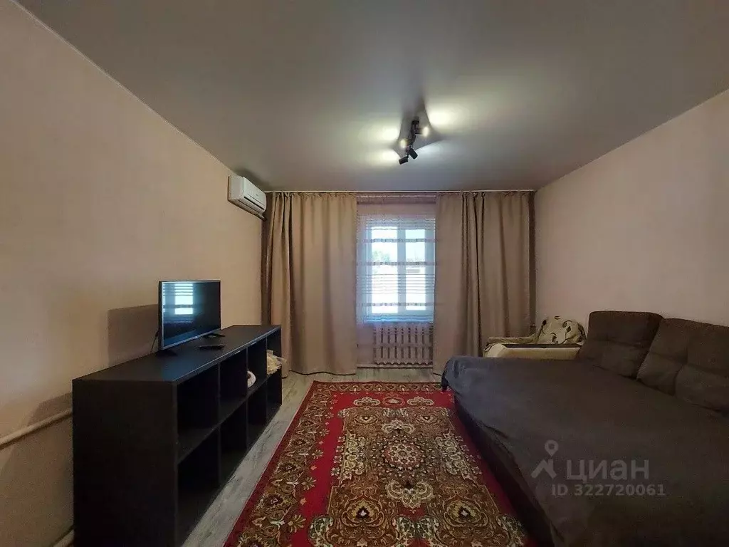 Дом в Крым, Красногвардейский район, с. Янтарное ул. Мичурина, 22 (84 ... - Фото 1