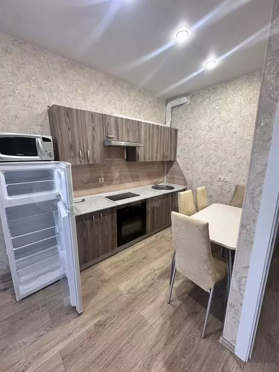 1-к. квартира, 50 м, 9/21 эт. - Фото 0