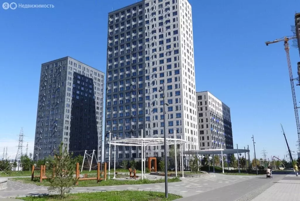 1-комнатная квартира: Тюмень, улица Тимофея Чаркова, 91 (39.5 м) - Фото 1