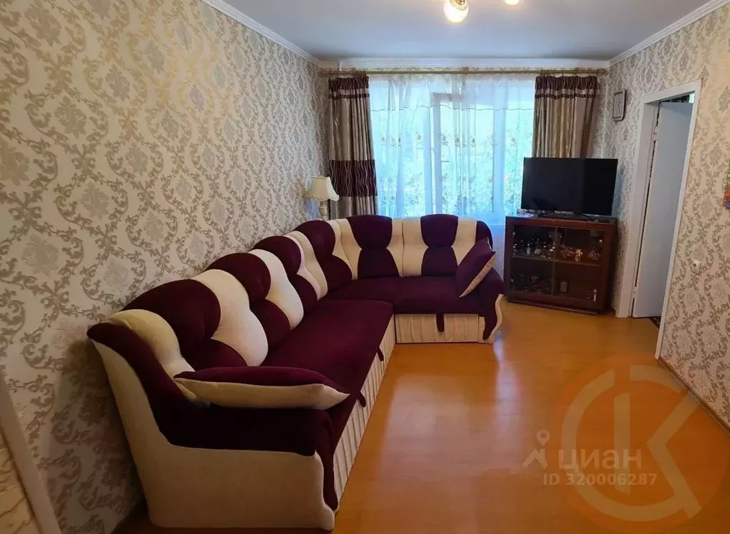 3-к кв. Крым, Евпатория городской округ, Мирный пгт просп. Мира, 3 ... - Фото 1