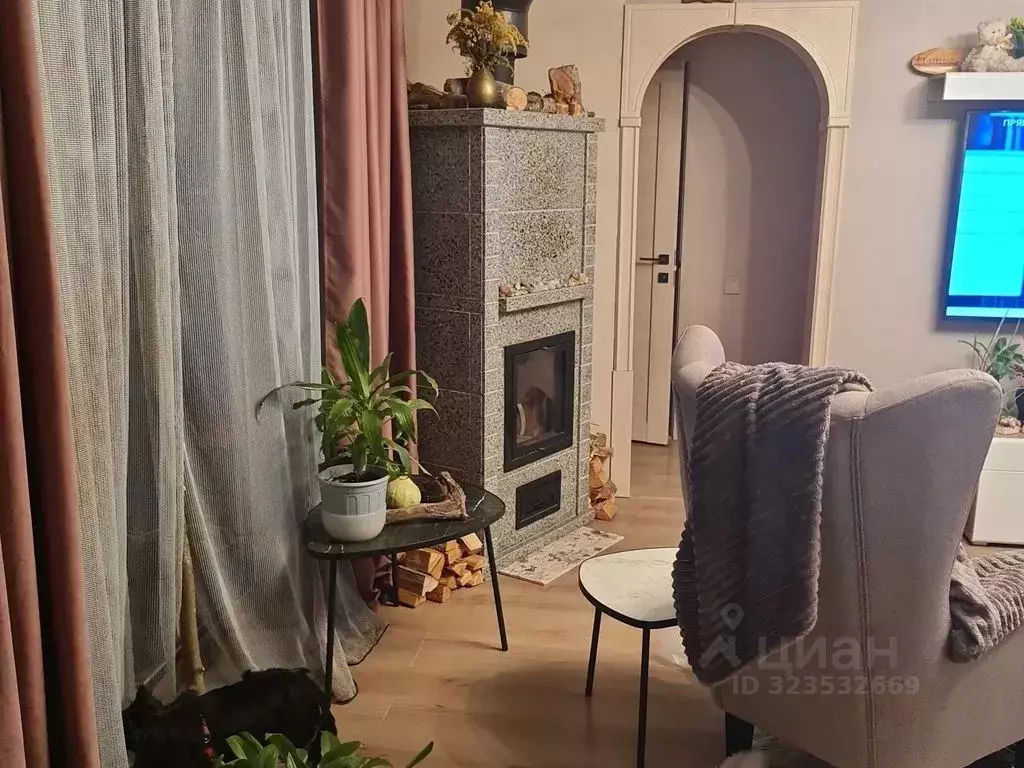 Дом в Карелия, Пряжинский район, Эссойльское с/пос, д. Чуралахта, ... - Фото 2