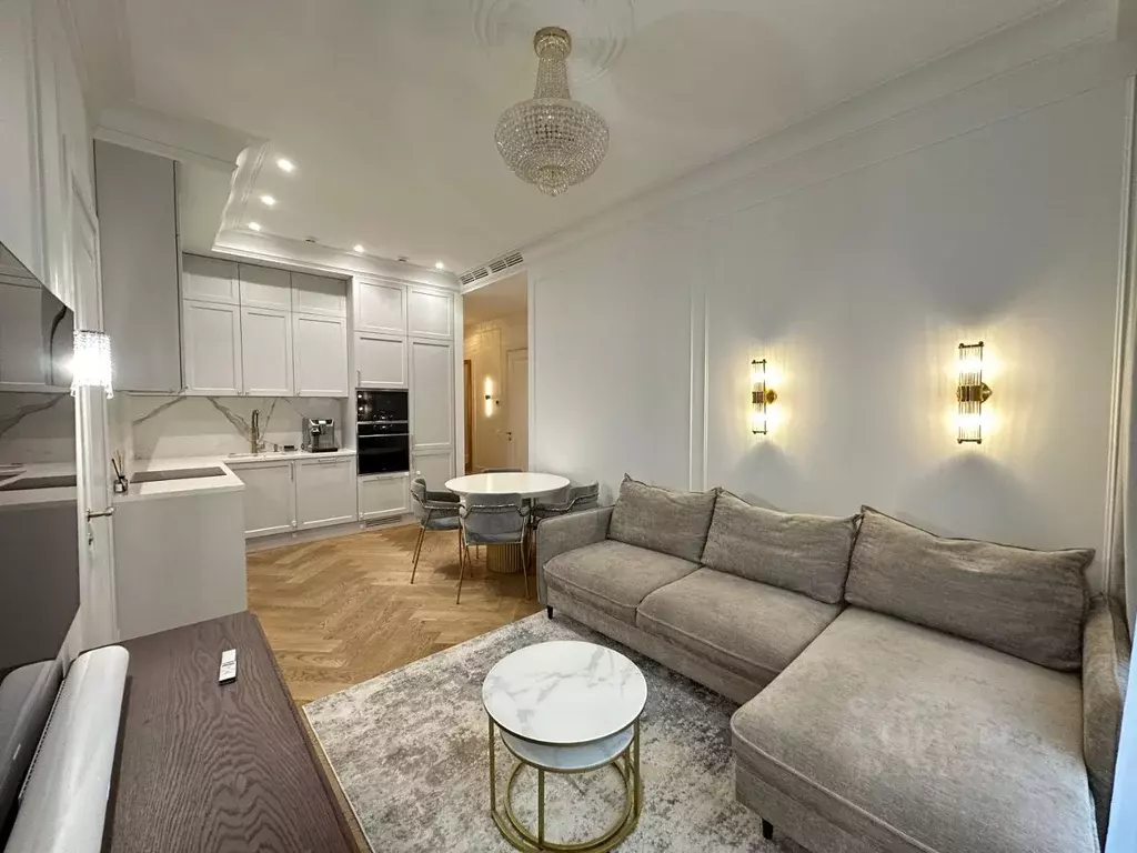 3-к кв. Москва ул. Казакова, 7 (70.0 м) - Фото 2