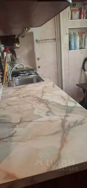 2-к кв. Московская область, Красногорск ул. 50 лет Октября, 8 (41.9 м) - Фото 2