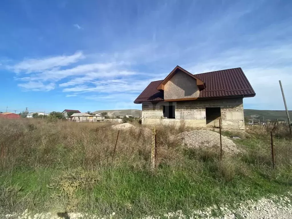 Дом в Крым, Феодосия городской округ, с. Южное ул. Бахчалы (94 м) - Фото 0