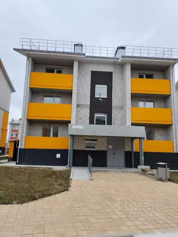 3-к кв. Калужская область, Киров Октябрьская ул., 2Вк2 (76.0 м) - Фото 1