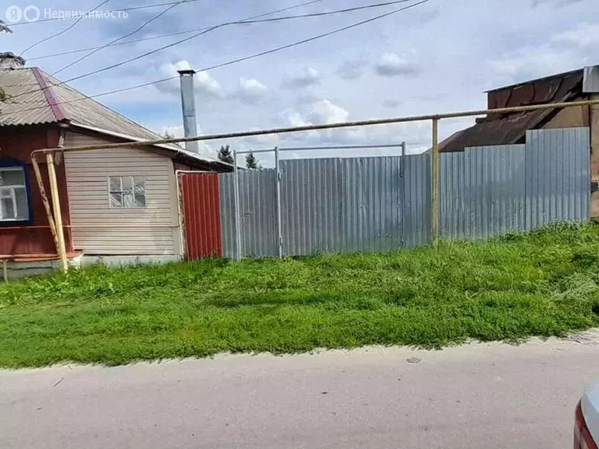 Дом в Бобров, Пролетарская улица, 31 (100 м) - Фото 0