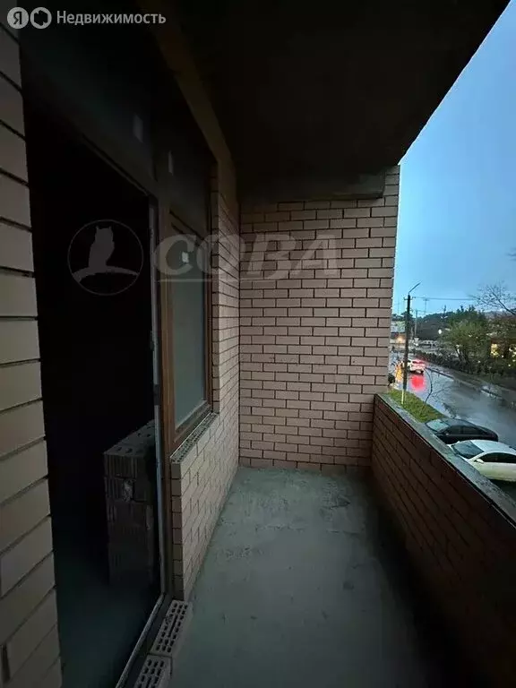 Квартира-студия: Каспийск, улица М. Халилова, 22 (145 м) - Фото 2