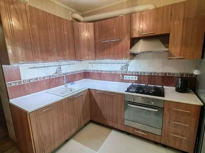 2-к. квартира, 55 м, 3/10 эт. - Фото 0
