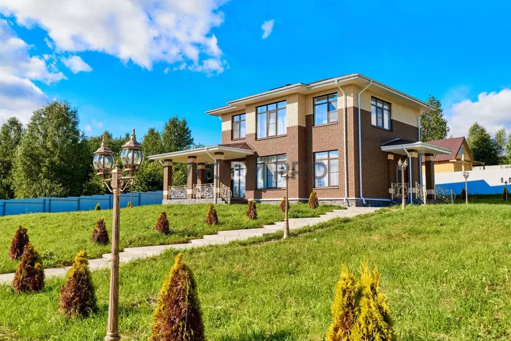 Дом в Ярославская область, Тутаевский муниципальный округ, с. ... - Фото 1